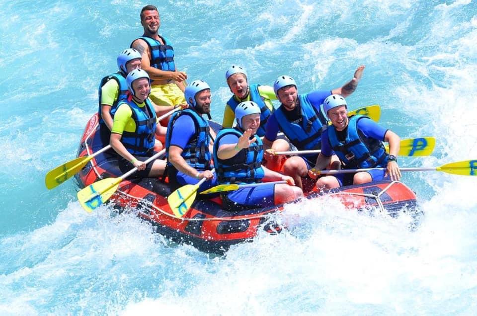 Rafting Tour Side